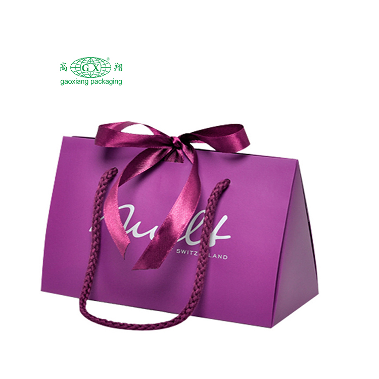Bolsa de papel de cartón con logotipo completo púrpura impreso personalizado de lujo con asa de lazo de cinta para cajas de compras de regalos