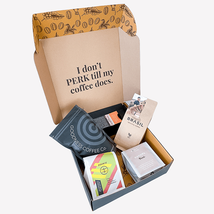 Personalizado eco negro marrón corrugado artesanía regalo set mailer envío postal embalaje papel café embalaje caja cartón